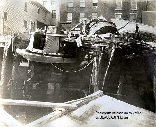 Ferry Landing Crash/ Portsmouth Athenaeum photo