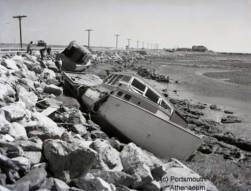 1938 Hurricane boat wreck (c) Portsmouth Athenaeum