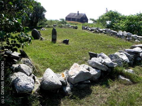 Haley_Cemetery on SMuttynose Island / SeacoastNH.com