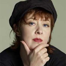 Suzanne_Vega at prescott Park Portsmouth, NH in 2012