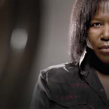 joan_armatrading