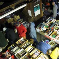 Booksale_2001