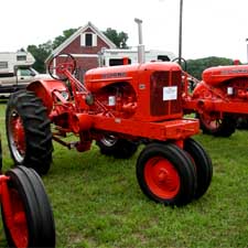 tractor_show