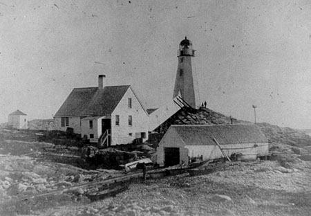 Original White Island Lighthouse from National Archives / from Friendly Edifaces by Jane Molloy POrter on SeacoastNH.com